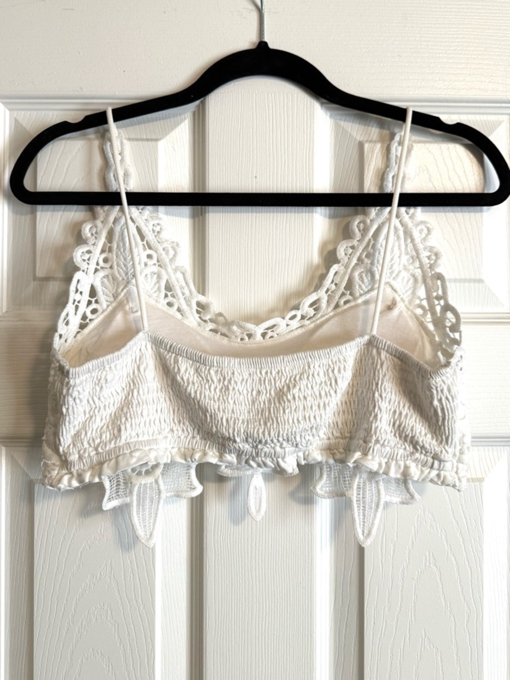 DAVI & DANI White Lace Crochet Bralette - Picture 2 of 3